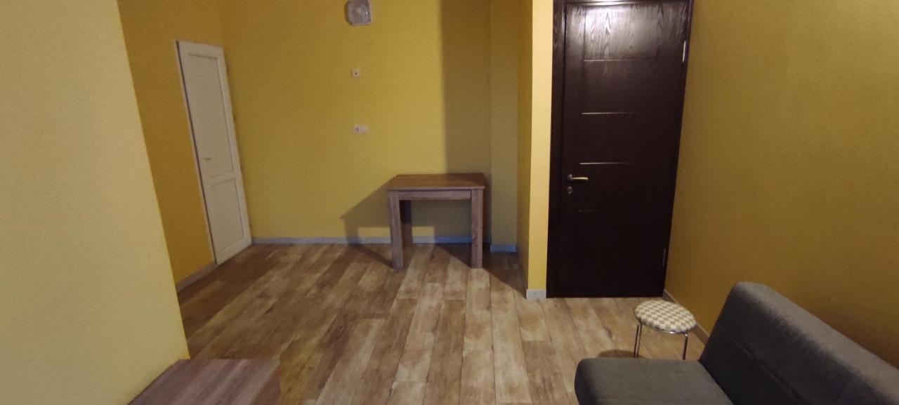Femily Hotel In Batumi Mareti Str 2 Eksteriør bilde