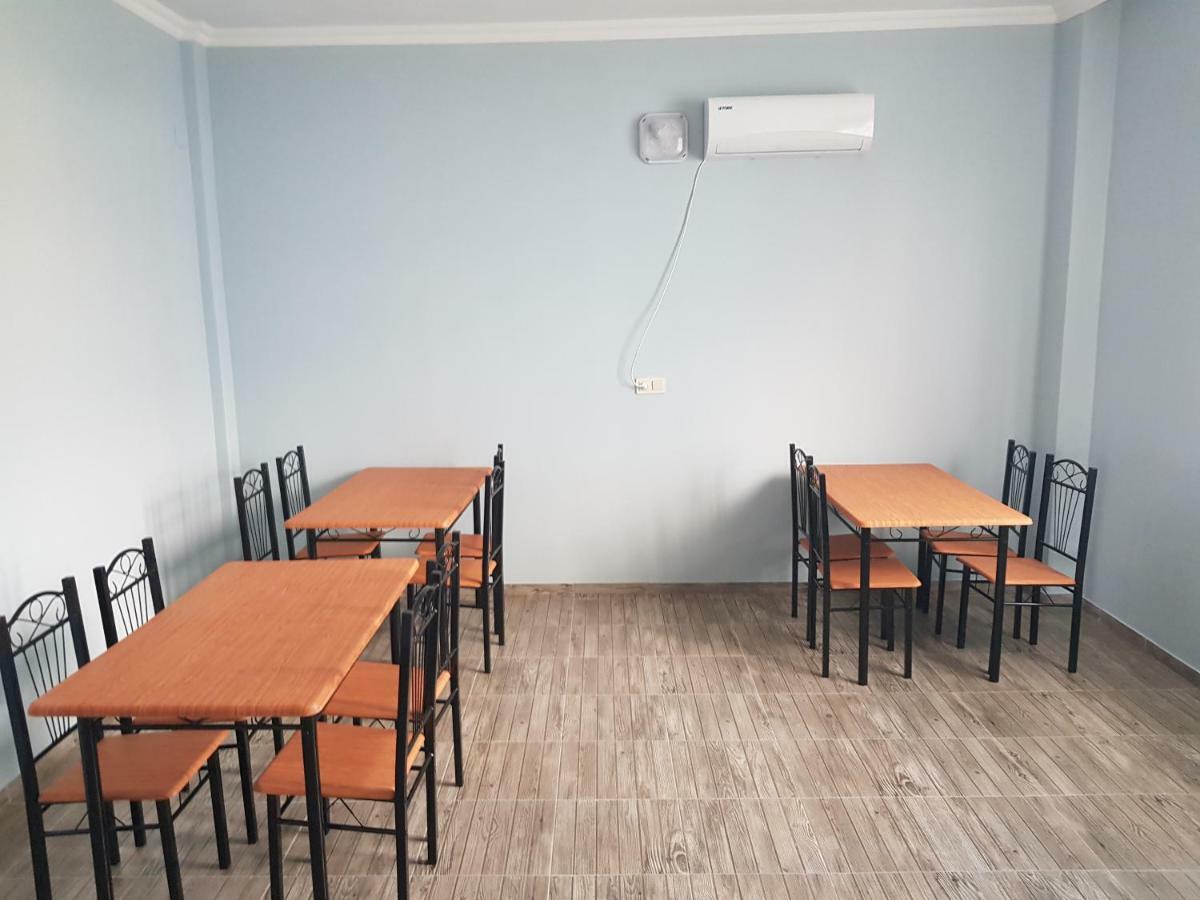 Femily Hotel In Batumi Mareti Str 2 Eksteriør bilde
